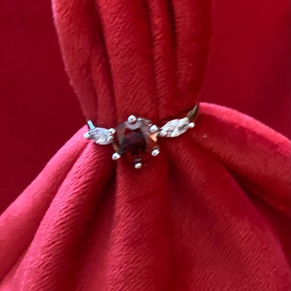 Ruby & Topaz Ring - Picture 6 of 12